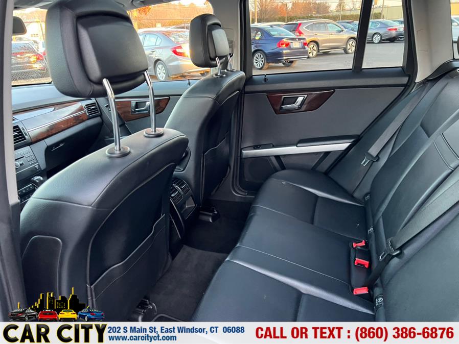 2011 Mercedes-Benz GLK-Class 4MATIC 4dr GLK350, available for sale in East Windsor, Connecticut | Car City LLC. East Windsor, Connecticut 2011 Mercedes-Benz GLK-Class 4MATIC 4dr GLK350, available for sale in East Windsor, Connecticut | Car City LLC. East Windsor, Connecticut