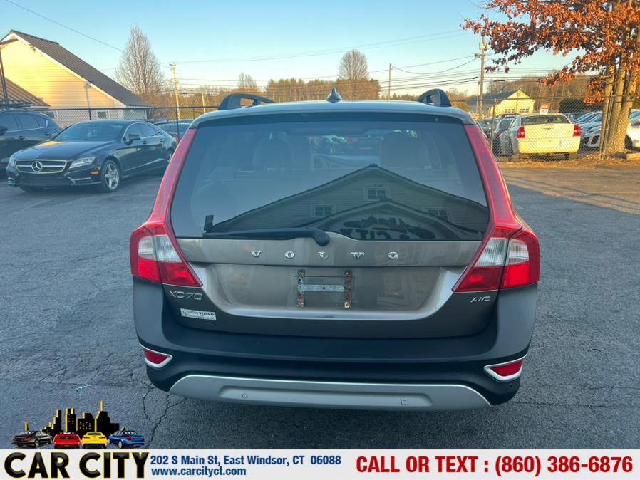 2011 Volvo XC70 4dr Wgn 3.2L AWD w/Moonroof, available for sale in East Windsor, Connecticut | Car City LLC. East Windsor, Connecticut 2011 Volvo XC70 4dr Wgn 3.2L AWD w/Moonroof, available for sale in East Windsor, Connecticut | Car City LLC. East Windsor, Connecticut