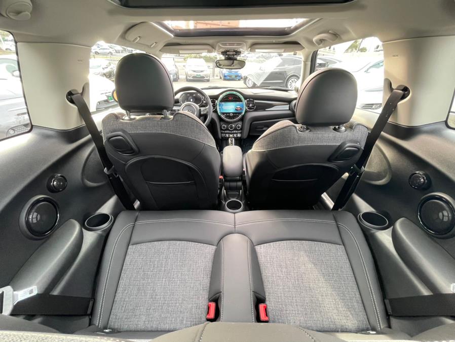 2022 MINI COOPER SE Signature Plus Trim, available for sale in Daly City, California | Green Light Auto Wholesale. Daly City, California 2022 MINI COOPER SE Signature Plus Trim, available for sale in Daly City, California | Green Light Auto Wholesale. Daly City, California