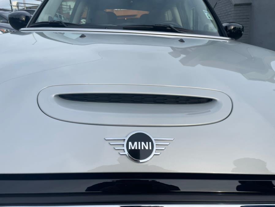 2022 MINI COOPER SE Signature Plus Trim, available for sale in Daly City, California | Green Light Auto Wholesale. Daly City, California 2022 MINI COOPER SE Signature Plus Trim, available for sale in Daly City, California | Green Light Auto Wholesale. Daly City, California