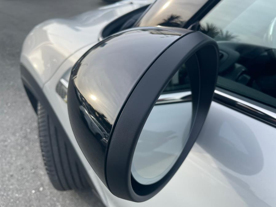 2022 MINI COOPER SE Signature Plus Trim, available for sale in Daly City, California | Green Light Auto Wholesale. Daly City, California 2022 MINI COOPER SE Signature Plus Trim, available for sale in Daly City, California | Green Light Auto Wholesale. Daly City, California