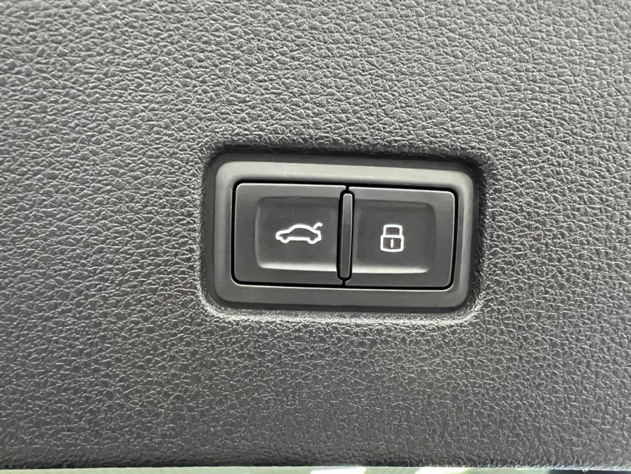 2019 Audi Q8 Premium Plus 55 TFSI quattro, available for sale in Massapequa Park, New York | Power Motors East. Massapequa Park, New York 2019 Audi Q8 Premium Plus 55 TFSI quattro, available for sale in Massapequa Park, New York | Power Motors East. Massapequa Park, New York