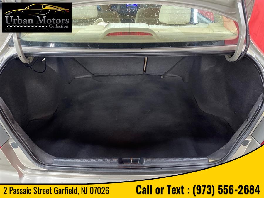 2005 Honda Civic Sdn LX, available for sale in Garfield, New Jersey | Urban Motors Collection. Garfield, New Jersey 2005 Honda Civic Sdn LX, available for sale in Garfield, New Jersey | Urban Motors Collection. Garfield, New Jersey