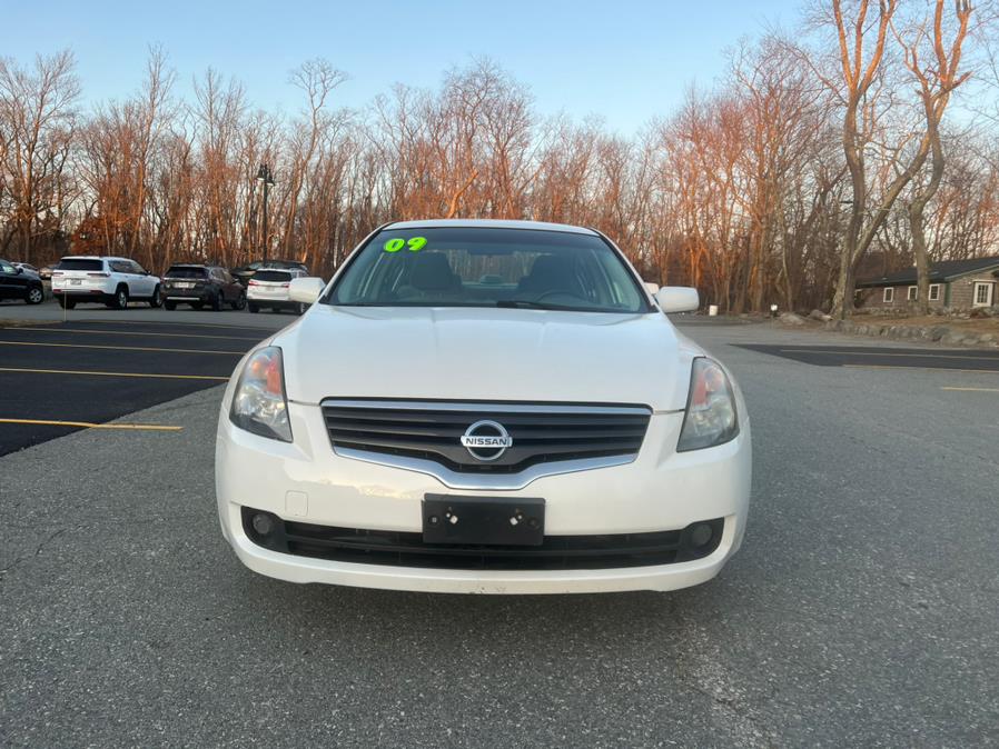 2009 Nissan Altima 4dr Sdn I4 CVT 2.5 SL, available for sale in Swansea, Massachusetts | Gas On The Run. Swansea, Massachusetts 2009 Nissan Altima 4dr Sdn I4 CVT 2.5 SL, available for sale in Swansea, Massachusetts | Gas On The Run. Swansea, Massachusetts