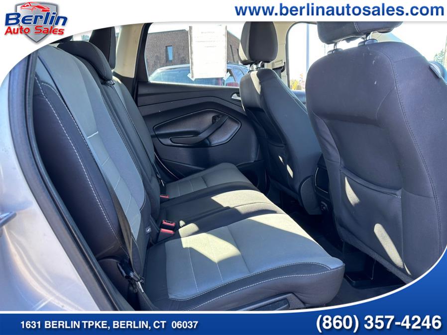 2015 Ford Escape 4WD 4dr SE, available for sale in Berlin, Connecticut | Berlin Auto Sales LLC. Berlin, Connecticut 2015 Ford Escape 4WD 4dr SE, available for sale in Berlin, Connecticut | Berlin Auto Sales LLC. Berlin, Connecticut