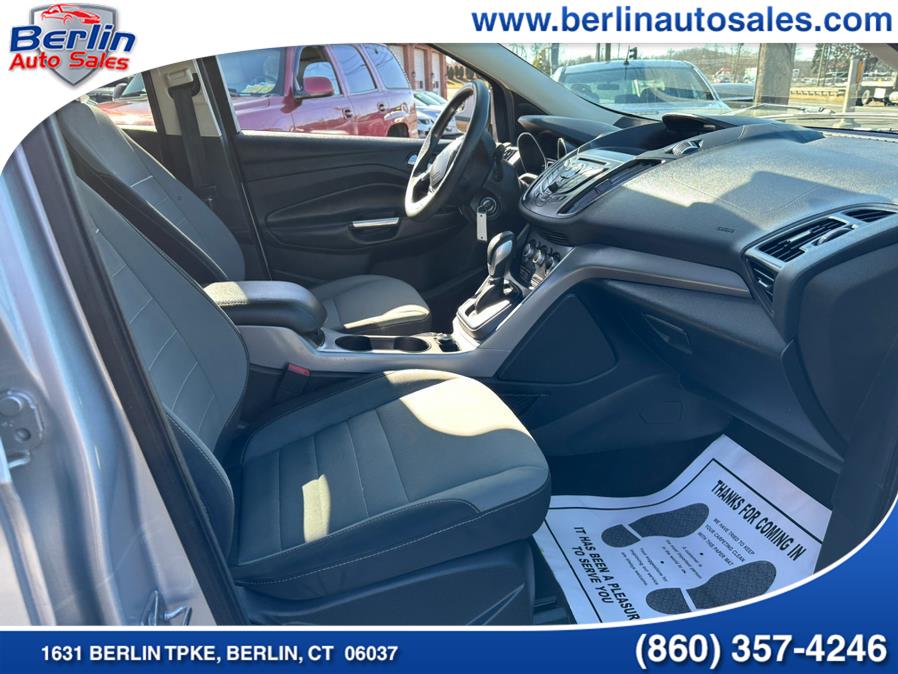 2015 Ford Escape 4WD 4dr SE, available for sale in Berlin, Connecticut | Berlin Auto Sales LLC. Berlin, Connecticut 2015 Ford Escape 4WD 4dr SE, available for sale in Berlin, Connecticut | Berlin Auto Sales LLC. Berlin, Connecticut