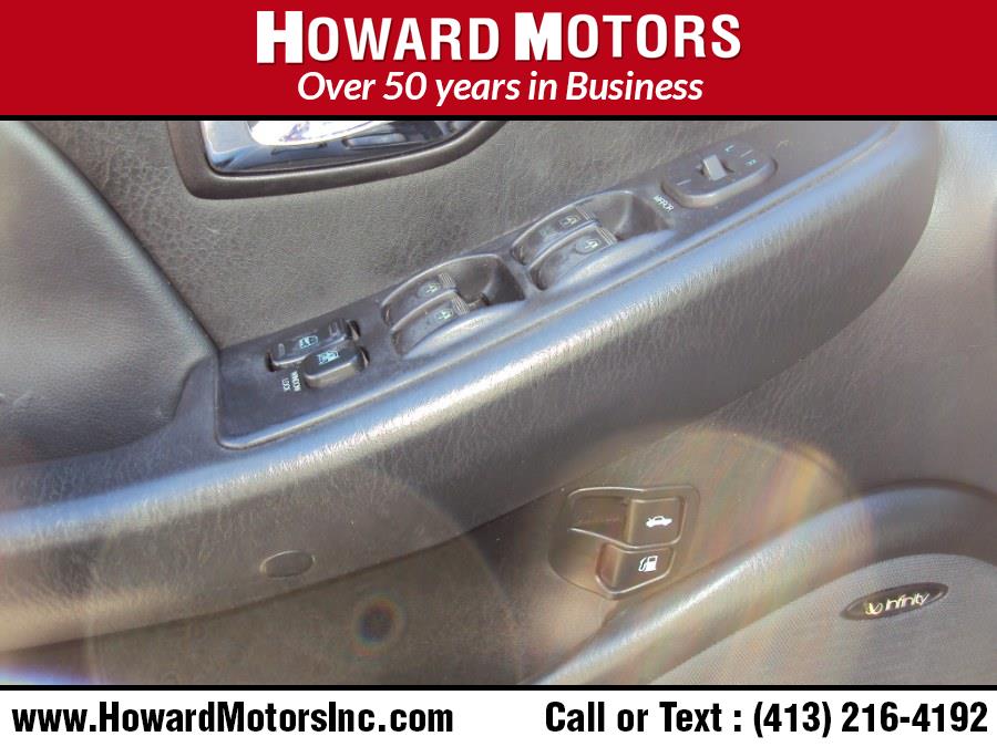 2005 Hyundai XG350 4dr Sdn L, available for sale in Springfield, Massachusetts | Howard Motors. Springfield, Massachusetts 2005 Hyundai XG350 4dr Sdn L, available for sale in Springfield, Massachusetts | Howard Motors. Springfield, Massachusetts