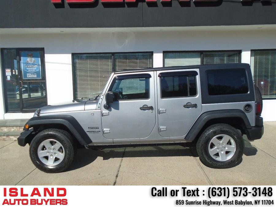 2015 Jeep Wrangler Unlimited Sport 4x4 4dr SUV, available for sale in West Babylon, New York | Island Auto Buyers. West Babylon, New York 2015 Jeep Wrangler Unlimited Sport 4x4 4dr SUV, available for sale in West Babylon, New York | Island Auto Buyers. West Babylon, New York