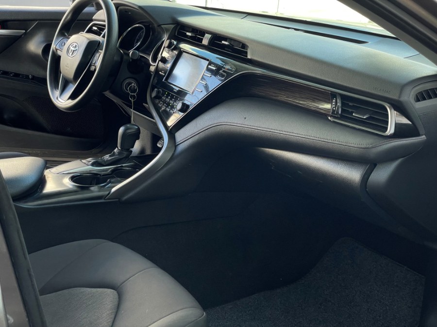 2020 Toyota Camry LE Auto (Natl), available for sale in Corona, California | Green Light Auto. Corona, California 2020 Toyota Camry LE Auto (Natl), available for sale in Corona, California | Green Light Auto. Corona, California