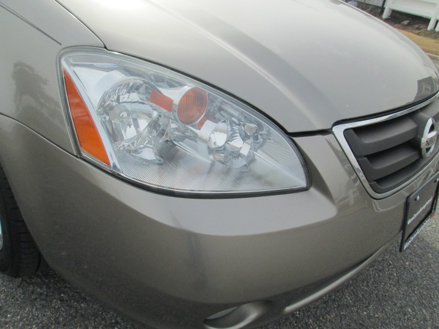 2003 Nissan Altima 4dr Sdn SE Auto, available for sale in Massapequa, New York | South Shore Auto Brokers & Sales. Massapequa, New York 2003 Nissan Altima 4dr Sdn SE Auto, available for sale in Massapequa, New York | South Shore Auto Brokers & Sales. Massapequa, New York