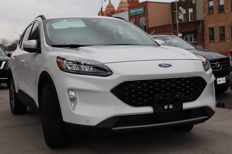 2020 Ford Escape Titanium AWD, available for sale in Jamaica, New York | Hillside Auto Mall Inc.. Jamaica, New York 2020 Ford Escape Titanium AWD, available for sale in Jamaica, New York | Hillside Auto Mall Inc.. Jamaica, New York