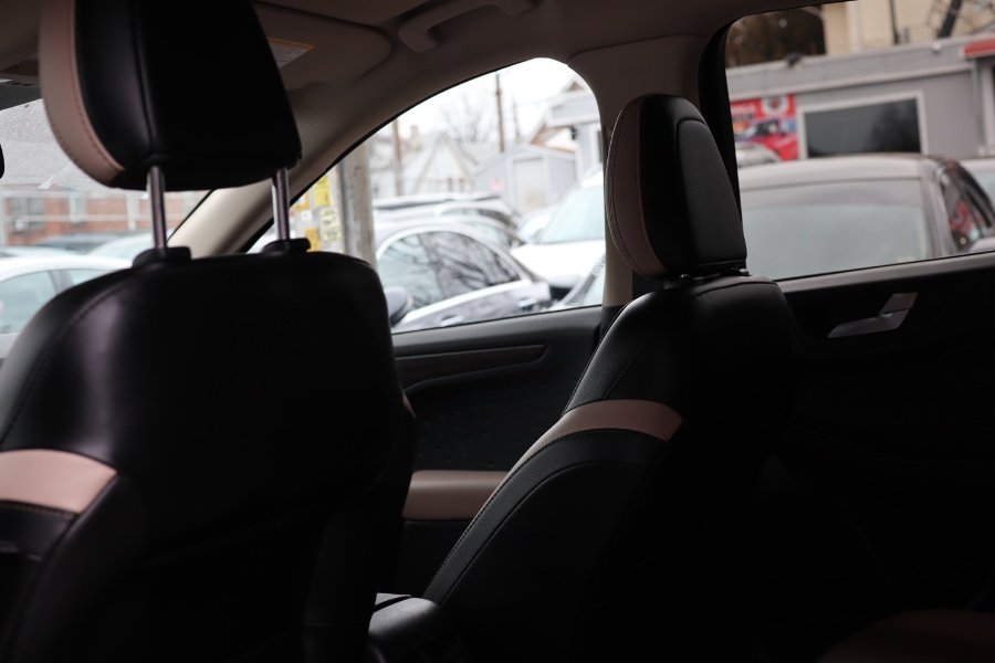 2020 Ford Escape Titanium AWD, available for sale in Jamaica, New York | Hillside Auto Mall Inc.. Jamaica, New York 2020 Ford Escape Titanium AWD, available for sale in Jamaica, New York | Hillside Auto Mall Inc.. Jamaica, New York