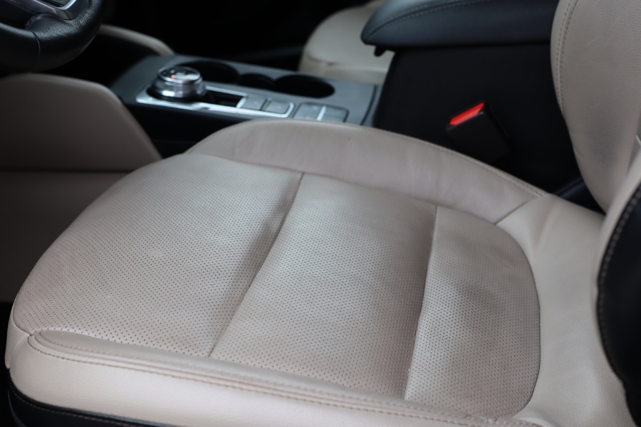 2020 Ford Escape Titanium AWD, available for sale in Jamaica, New York | Hillside Auto Mall Inc.. Jamaica, New York 2020 Ford Escape Titanium AWD, available for sale in Jamaica, New York | Hillside Auto Mall Inc.. Jamaica, New York