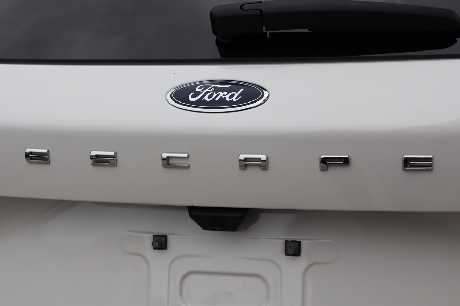 2020 Ford Escape Titanium AWD, available for sale in Jamaica, New York | Hillside Auto Mall Inc.. Jamaica, New York 2020 Ford Escape Titanium AWD, available for sale in Jamaica, New York | Hillside Auto Mall Inc.. Jamaica, New York