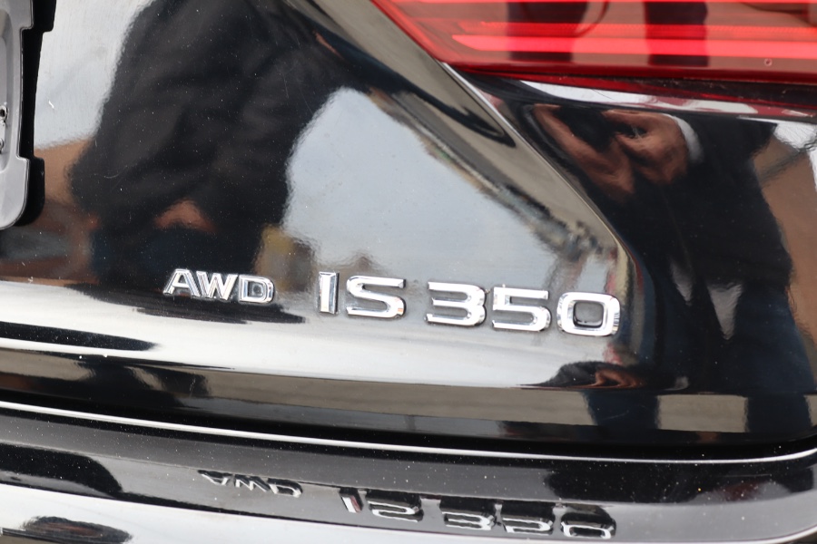 2016 Lexus IS 350 4dr Sdn AWD, available for sale in Jamaica, New York | Hillside Auto Mall Inc.. Jamaica, New York 2016 Lexus IS 350 4dr Sdn AWD, available for sale in Jamaica, New York | Hillside Auto Mall Inc.. Jamaica, New York