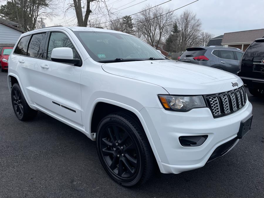 2018 Jeep Grand Cherokee Altitude 4x4 *Ltd Avail*, available for sale in Agawam, Massachusetts | Malkoon Motors. Agawam, Massachusetts