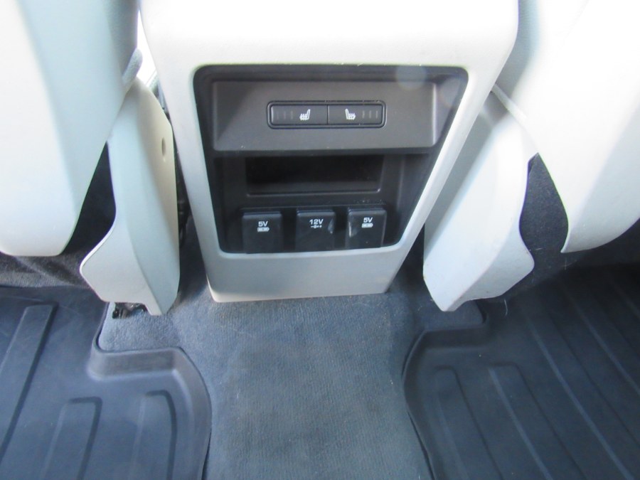 2017 Land Rover Discovery Sport HSE, available for sale in Worcester, Massachusetts | Hilario's Auto Sales Inc.. Worcester, Massachusetts 2017 Land Rover Discovery Sport HSE, available for sale in Worcester, Massachusetts | Hilario's Auto Sales Inc.. Worcester, Massachusetts