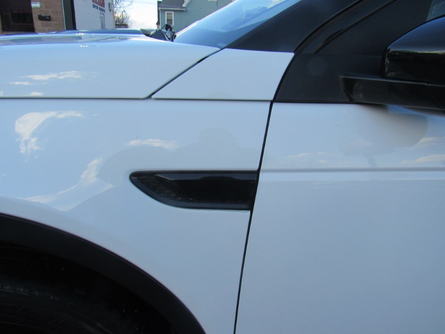 2017 Land Rover Discovery Sport HSE, available for sale in Worcester, Massachusetts | Hilario's Auto Sales Inc.. Worcester, Massachusetts 2017 Land Rover Discovery Sport HSE, available for sale in Worcester, Massachusetts | Hilario's Auto Sales Inc.. Worcester, Massachusetts