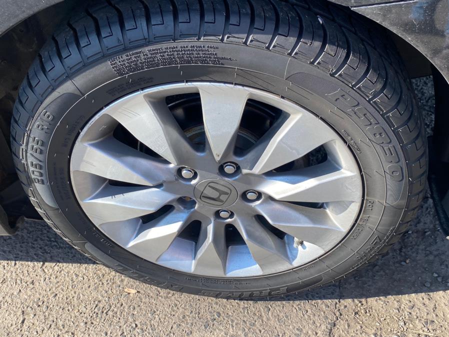 2009 Honda Civic Sdn 4 DR, available for sale in Bridgeport, Connecticut | CT Auto. Bridgeport, Connecticut 2009 Honda Civic Sdn 4 DR, available for sale in Bridgeport, Connecticut | CT Auto. Bridgeport, Connecticut