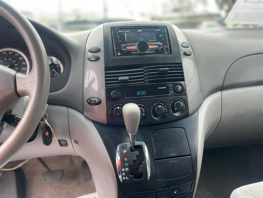 2009 Toyota Sienna CE FWD, available for sale in Rosedale, New York | Sunrise Auto Sales. Rosedale, New York 2009 Toyota Sienna CE FWD, available for sale in Rosedale, New York | Sunrise Auto Sales. Rosedale, New York