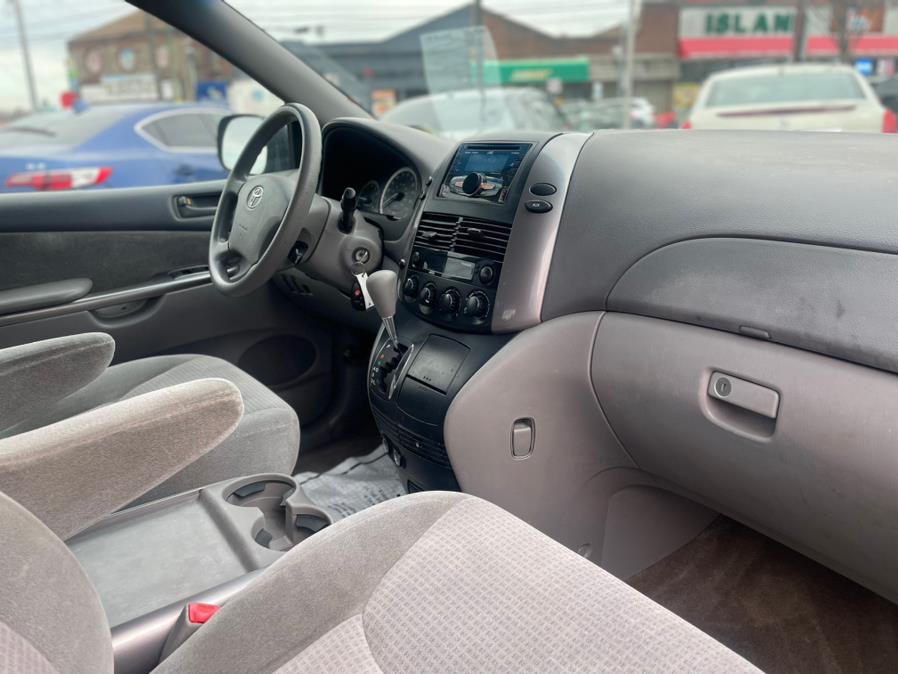 2009 Toyota Sienna CE FWD, available for sale in Rosedale, New York | Sunrise Auto Sales. Rosedale, New York 2009 Toyota Sienna CE FWD, available for sale in Rosedale, New York | Sunrise Auto Sales. Rosedale, New York