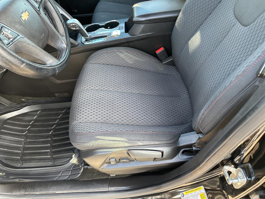 2013 Chevrolet Equinox With Sunroof FWD 4dr LS, available for sale in Little Ferry, New Jersey | Victoria Preowned Autos Inc. Little Ferry, New Jersey 2013 Chevrolet Equinox With Sunroof FWD 4dr LS, available for sale in Little Ferry, New Jersey | Victoria Preowned Autos Inc. Little Ferry, New Jersey