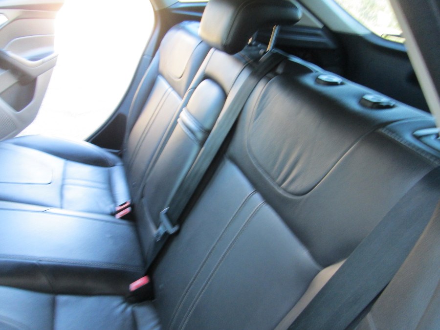 2013 Ford Focus 5dr HB SE, available for sale in Massapequa, New York | South Shore Auto Brokers & Sales. Massapequa, New York 2013 Ford Focus 5dr HB SE, available for sale in Massapequa, New York | South Shore Auto Brokers & Sales. Massapequa, New York