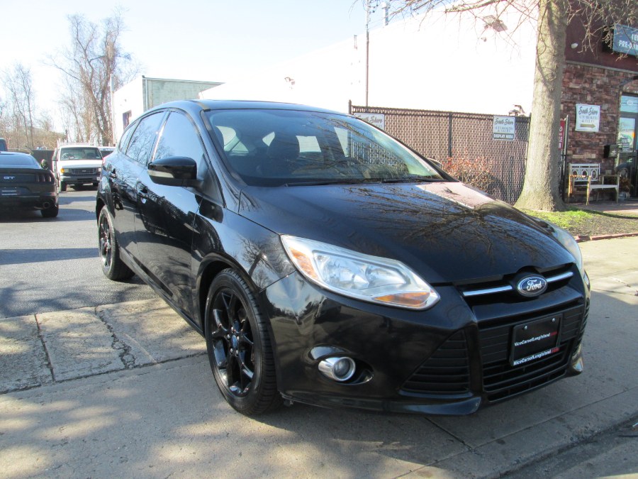 2013 Ford Focus 5dr HB SE, available for sale in Massapequa, New York | South Shore Auto Brokers & Sales. Massapequa, New York 2013 Ford Focus 5dr HB SE, available for sale in Massapequa, New York | South Shore Auto Brokers & Sales. Massapequa, New York