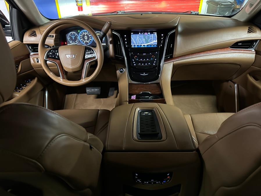 2015 Cadillac Escalade 4WD 4dr Platinum photo