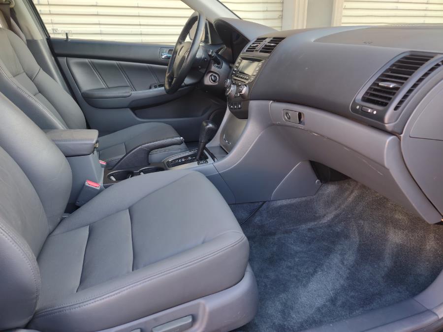 2004 Honda Accord Sdn EX Auto V6 w/Leather/XM, available for sale in Wantagh, New York | Alpine Motors Inc. Wantagh, New York 2004 Honda Accord Sdn EX Auto V6 w/Leather/XM, available for sale in Wantagh, New York | Alpine Motors Inc. Wantagh, New York