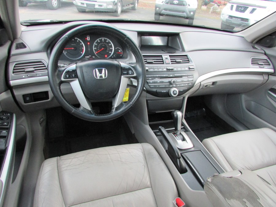 2009 Honda Accord Sdn 4dr V6 Auto EX-L, available for sale in East Windsor, Connecticut | United Auto Sales of E Windsor, Inc. East Windsor, Connecticut 2009 Honda Accord Sdn 4dr V6 Auto EX-L, available for sale in East Windsor, Connecticut | United Auto Sales of E Windsor, Inc. East Windsor, Connecticut