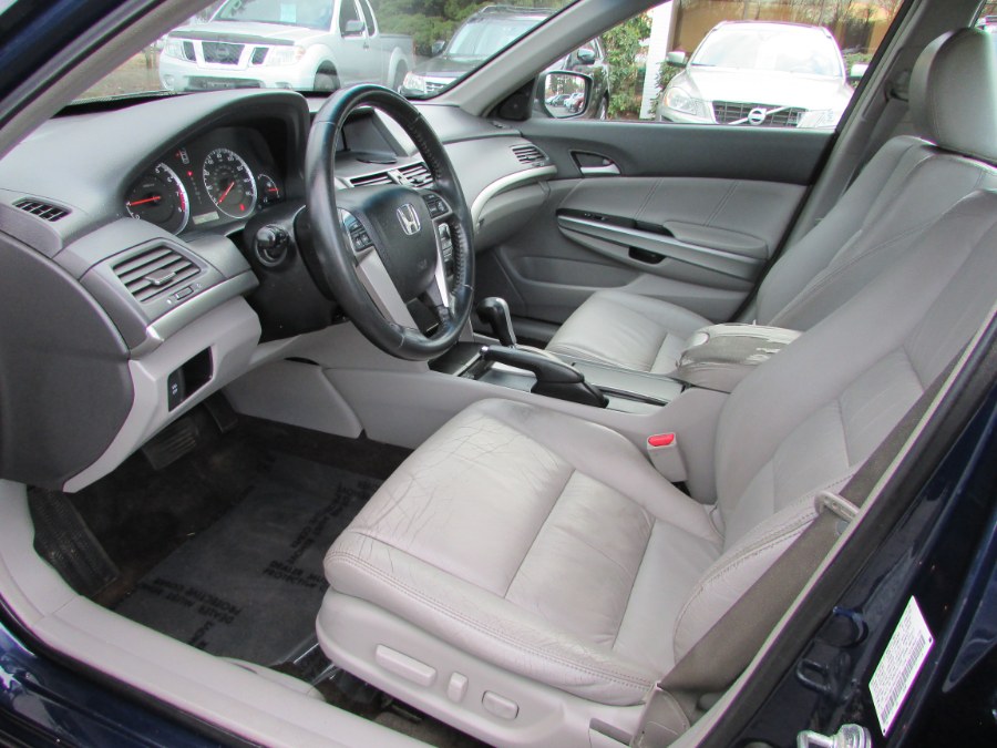2009 Honda Accord Sdn 4dr V6 Auto EX-L, available for sale in East Windsor, Connecticut | United Auto Sales of E Windsor, Inc. East Windsor, Connecticut 2009 Honda Accord Sdn 4dr V6 Auto EX-L, available for sale in East Windsor, Connecticut | United Auto Sales of E Windsor, Inc. East Windsor, Connecticut