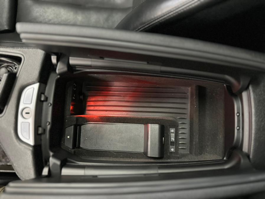 2013 BMW 6 Series 4dr Sdn 650i xDrive Gran Coupe, available for sale in Hollis, New York | Jamaica 26 Motors. Hollis, New York 2013 BMW 6 Series 4dr Sdn 650i xDrive Gran Coupe, available for sale in Hollis, New York | Jamaica 26 Motors. Hollis, New York