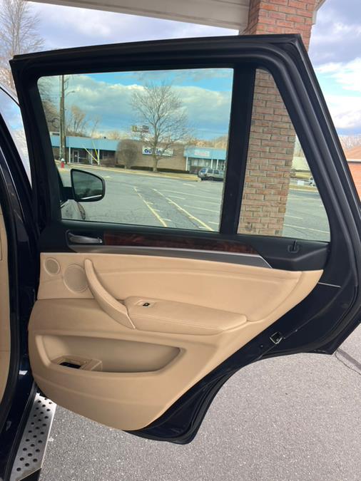 2007 BMW X5 AWD 4dr 4.8i, available for sale in New Britain, Connecticut | Supreme Automotive. New Britain, Connecticut 2007 BMW X5 AWD 4dr 4.8i, available for sale in New Britain, Connecticut | Supreme Automotive. New Britain, Connecticut