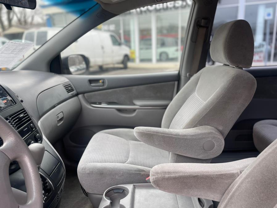 2009 Toyota Sienna CE FWD, available for sale in Elmont, New York | Sunrise of Elmont. Elmont, New York 2009 Toyota Sienna CE FWD, available for sale in Elmont, New York | Sunrise of Elmont. Elmont, New York