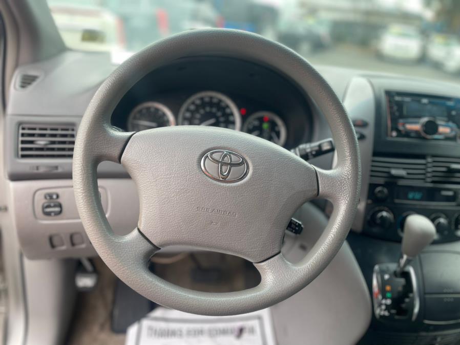 2009 Toyota Sienna CE FWD, available for sale in Elmont, New York | Sunrise of Elmont. Elmont, New York 2009 Toyota Sienna CE FWD, available for sale in Elmont, New York | Sunrise of Elmont. Elmont, New York