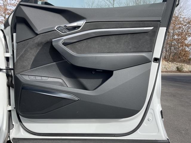 2019 Audi E-tron Prestige, available for sale in Brookfield, Connecticut | Blasius Federal Road. Brookfield, Connecticut 2019 Audi E-tron Prestige, available for sale in Brookfield, Connecticut | Blasius Federal Road. Brookfield, Connecticut