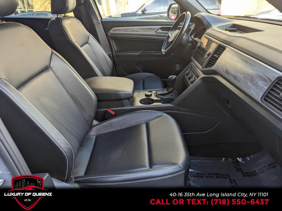 2020 Volkswagen Atlas Cross Sport 3.6L V6 SE w/Technology 4MOTION, available for sale in Long Island City, New York | Luxury Of Queens. Long Island City, New York 2020 Volkswagen Atlas Cross Sport 3.6L V6 SE w/Technology 4MOTION, available for sale in Long Island City, New York | Luxury Of Queens. Long Island City, New York