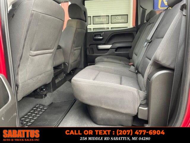 2018 Chevrolet Silverado 1500 4WD Crew Cab 143.5" LT w/1LT, available for sale in Sabattus, Maine | Sabattus Auto and Truck Sales Inc. Sabattus, Maine 2018 Chevrolet Silverado 1500 4WD Crew Cab 143.5" LT w/1LT, available for sale in Sabattus, Maine | Sabattus Auto and Truck Sales Inc. Sabattus, Maine
