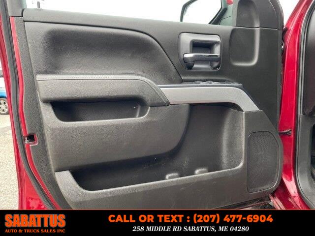 2018 Chevrolet Silverado 1500 4WD Crew Cab 143.5" LT w/1LT, available for sale in Sabattus, Maine | Sabattus Auto and Truck Sales Inc. Sabattus, Maine 2018 Chevrolet Silverado 1500 4WD Crew Cab 143.5" LT w/1LT, available for sale in Sabattus, Maine | Sabattus Auto and Truck Sales Inc. Sabattus, Maine