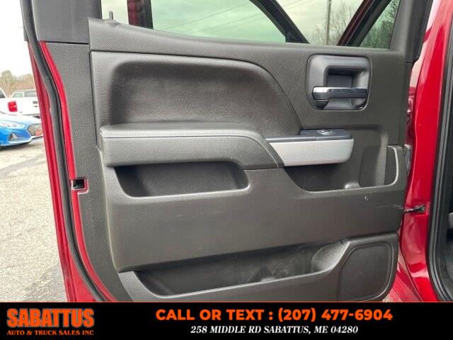 2018 Chevrolet Silverado 1500 4WD Crew Cab 143.5" LT w/1LT, available for sale in Sabattus, Maine | Sabattus Auto and Truck Sales Inc. Sabattus, Maine 2018 Chevrolet Silverado 1500 4WD Crew Cab 143.5" LT w/1LT, available for sale in Sabattus, Maine | Sabattus Auto and Truck Sales Inc. Sabattus, Maine
