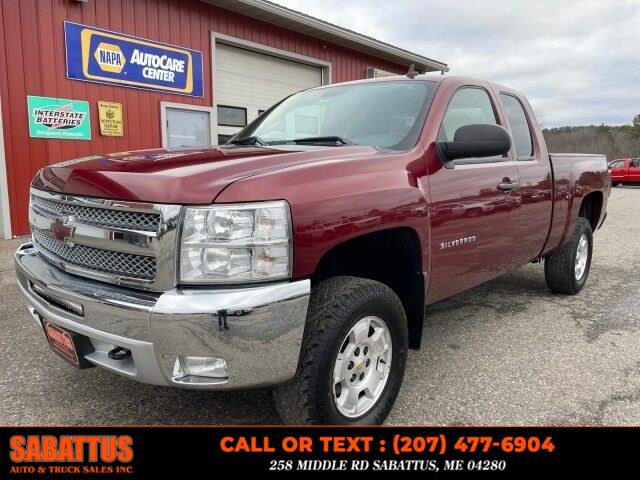 2013 Chevrolet Silverado 1500 4WD Ext Cab 143.5" LT, available for sale in Sabattus, Maine | Sabattus Auto and Truck Sales Inc. Sabattus, Maine