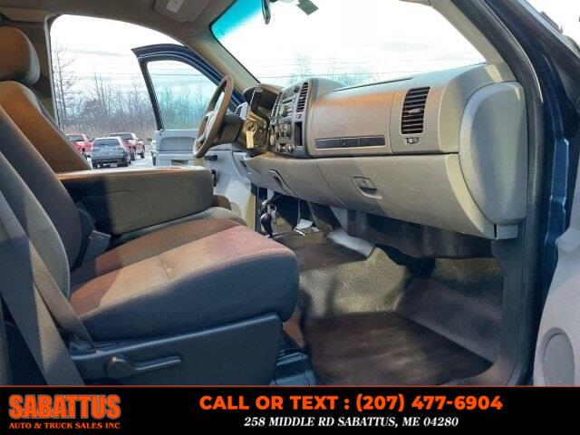 2013 GMC Sierra 2500HD 4WD Ext Cab 144.2" Work Truck, available for sale in Sabattus, Maine | Sabattus Auto and Truck Sales Inc. Sabattus, Maine 2013 GMC Sierra 2500HD 4WD Ext Cab 144.2" Work Truck, available for sale in Sabattus, Maine | Sabattus Auto and Truck Sales Inc. Sabattus, Maine
