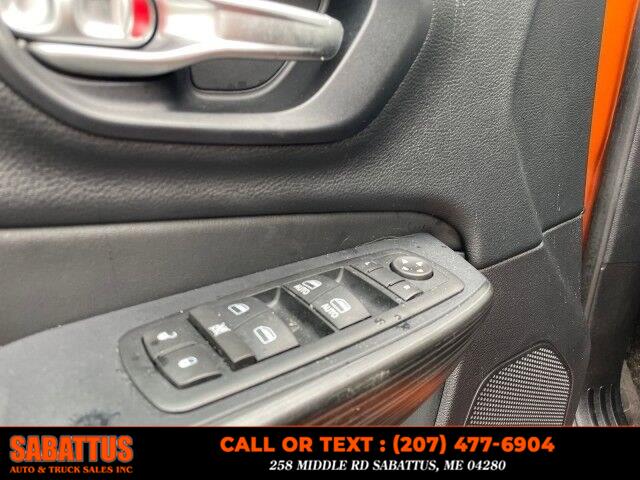 2016 Jeep Cherokee 4WD 4dr Trailhawk, available for sale in Sabattus, Maine | Sabattus Auto and Truck Sales Inc. Sabattus, Maine 2016 Jeep Cherokee 4WD 4dr Trailhawk, available for sale in Sabattus, Maine | Sabattus Auto and Truck Sales Inc. Sabattus, Maine