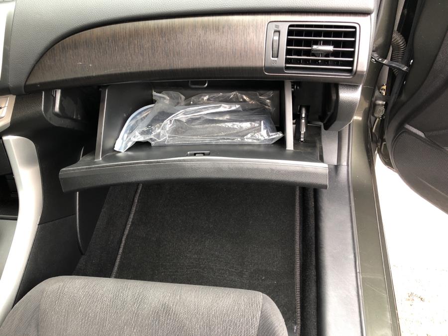 2015 Honda Accord Sedan 4dr EX, available for sale in Waterbury, Connecticut | National Auto Brokers, Inc.. Waterbury, Connecticut 2015 Honda Accord Sedan 4dr EX, available for sale in Waterbury, Connecticut | National Auto Brokers, Inc.. Waterbury, Connecticut