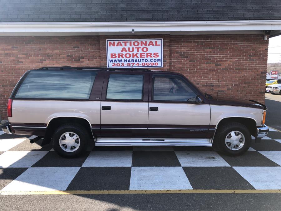 1992 GMC Suburban 1500 SLE 2WD, available for sale in Waterbury, Connecticut | National Auto Brokers, Inc.. Waterbury, Connecticut 1992 GMC Suburban 1500 SLE 2WD, available for sale in Waterbury, Connecticut | National Auto Brokers, Inc.. Waterbury, Connecticut