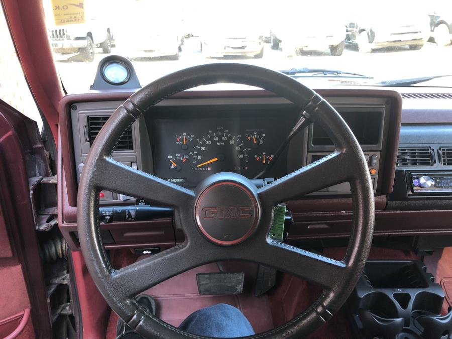 1992 GMC Suburban 1500 SLE 2WD, available for sale in Waterbury, Connecticut | National Auto Brokers, Inc.. Waterbury, Connecticut 1992 GMC Suburban 1500 SLE 2WD, available for sale in Waterbury, Connecticut | National Auto Brokers, Inc.. Waterbury, Connecticut