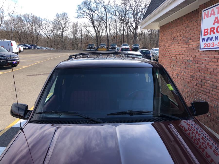1992 GMC Suburban 1500 SLE 2WD, available for sale in Waterbury, Connecticut | National Auto Brokers, Inc.. Waterbury, Connecticut 1992 GMC Suburban 1500 SLE 2WD, available for sale in Waterbury, Connecticut | National Auto Brokers, Inc.. Waterbury, Connecticut