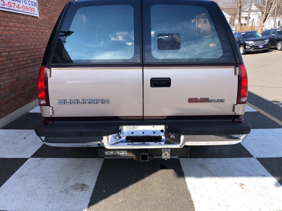 1992 GMC Suburban 1500 SLE 2WD, available for sale in Waterbury, Connecticut | National Auto Brokers, Inc.. Waterbury, Connecticut 1992 GMC Suburban 1500 SLE 2WD, available for sale in Waterbury, Connecticut | National Auto Brokers, Inc.. Waterbury, Connecticut
