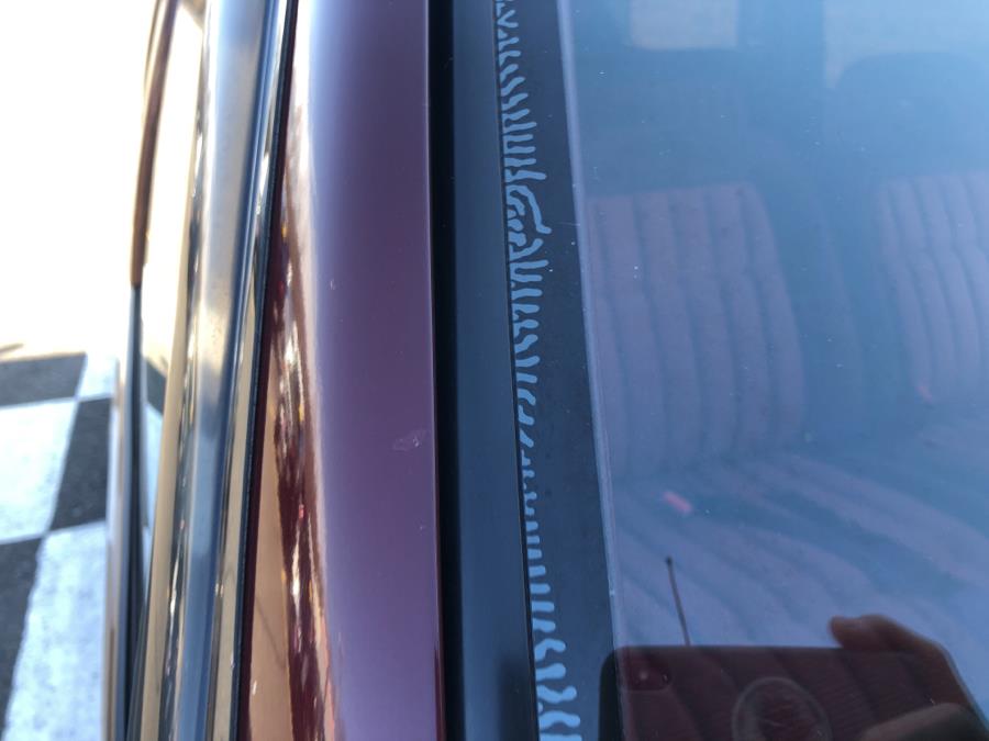 1992 GMC Suburban 1500 SLE 2WD, available for sale in Waterbury, Connecticut | National Auto Brokers, Inc.. Waterbury, Connecticut 1992 GMC Suburban 1500 SLE 2WD, available for sale in Waterbury, Connecticut | National Auto Brokers, Inc.. Waterbury, Connecticut